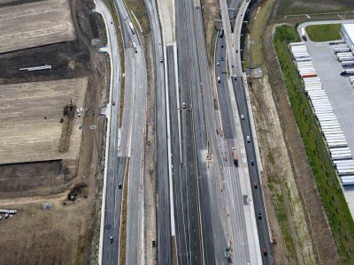 I-35W just north of I-820 looking southbound