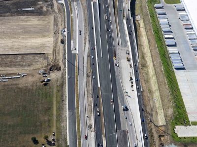 I-35W just north of I-820 looking southbound