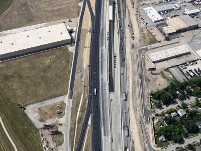 I-35W just north of SH 121 looking southbound