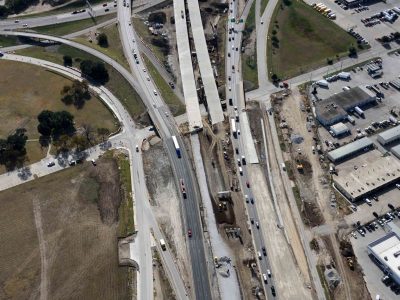 I-35W just north of SH 121 looking southbound