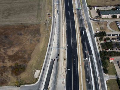 I-35W just south of Meacham Blvd. looking northbound