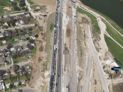 I-35W just south of the Trinity River looking north