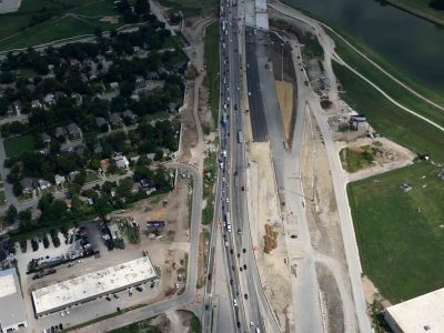 I-35W just south of the Trinity River looking northbound