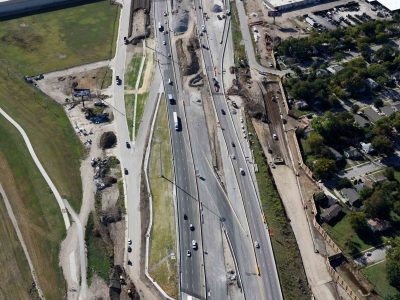 I-35W just south of the Trinity River looking southbound