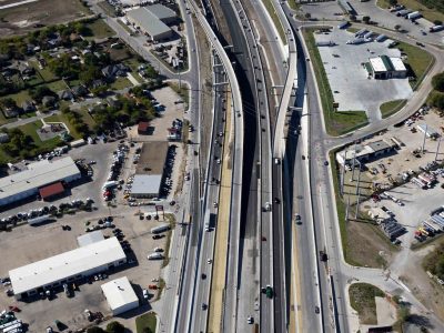 I-35W north of 28th St. looking southbound