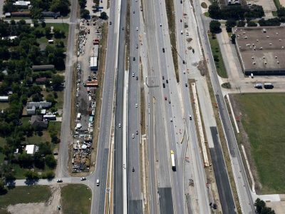 I-35W south of I-820 looking southbound