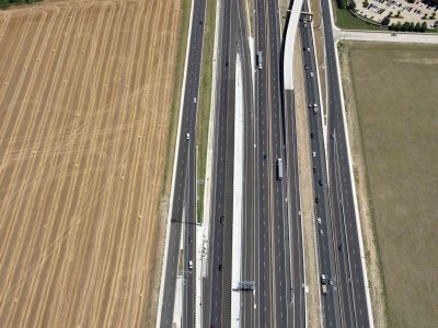 I-35W south of Meacham Blvd. looking northbound