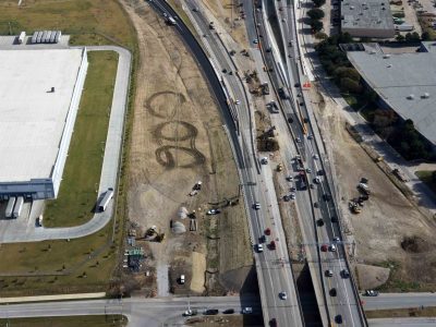 I-820 at Mark IV Pkwy. looking eastbound