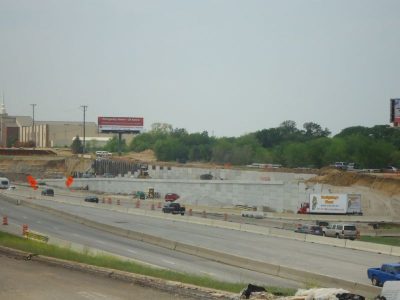 April 2013: Retaining wall near future westbound IH 820 general purpose lanes just before Haltom Road