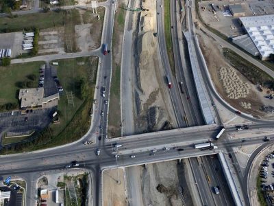 Northbound I-35W at NE 28th St