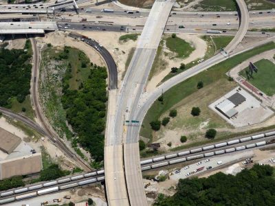 US 287 (Spur 280) just west of I-35W looking eastbound