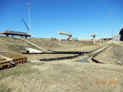 Work at the I-35W/I-820 interchange
