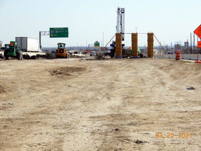 Work on southbound I-35W between N Tarrant Pkwy. and Heritage Trace Pkwy.
