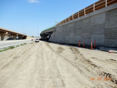 Work on the I-35W/I-820 interchange