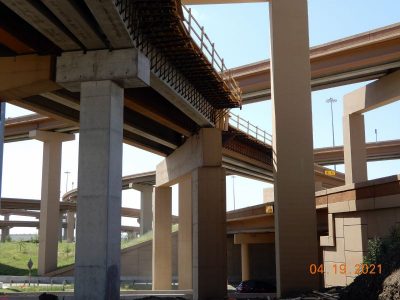 Work on the I-35W/I-820 interchange