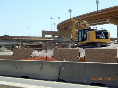 Work on the I-35W/I-820 interchange