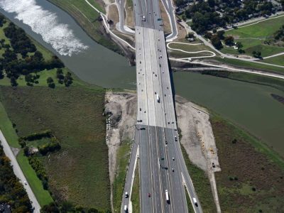 I-35W at Northside Dr. looking southbound