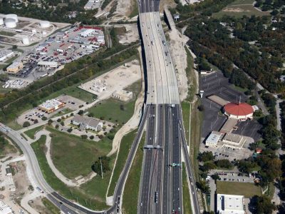I-35W at Northside Dr. looking northbound