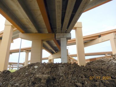 Work at the I-35W/I-820 interchange