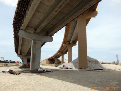 Work at the I-35W/I-820 interchange