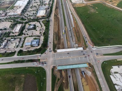 I-35W at Heritage Trace Pkwy. looking south