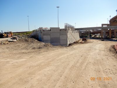 Work at the I-35W/I-820 interchange