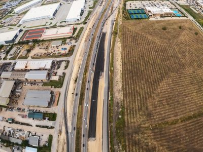 I-35W south of Golden Triangle Blvd. looking north