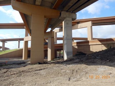Work at the I-35W/I-820 interchange