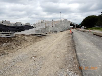 Work at the I-35W/I-820 interchange