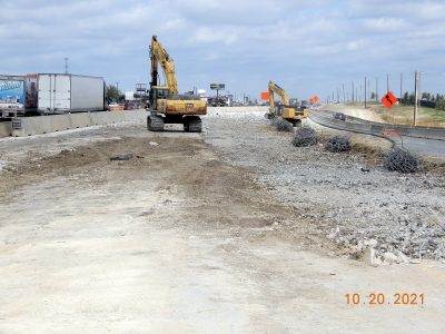 Work on I-35W between Heritage Trace Pkwy. and Golden Triangle Blvd. 