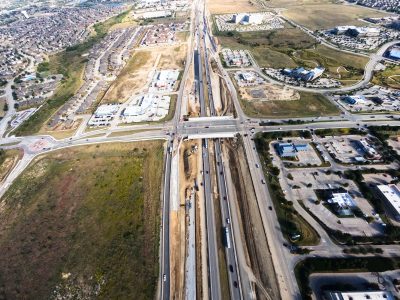 I-35W at Heritage Trace Pkwy. looking north