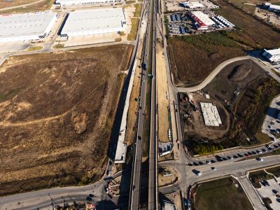 I-35W at Golden Triangle Blvd. looking north