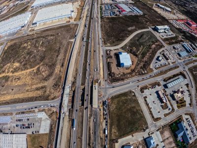 I-35W at Golden Triangle Blvd. looking north