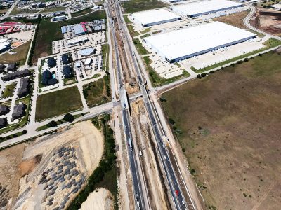 I-35W at Keller Hicks Rd. looking south