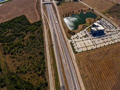 I-35W between Alliance Blvd. and Eagle Pkwy. looking south