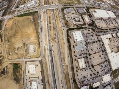 I-35W at Heritage Trace Pkwy. looking north