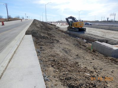 work on I-35W between Keller Hicks Rd. and SH 170