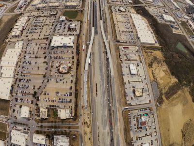 I-35W between N Tarrant Pkwy. and Heritage Trace Pkwy. looking south