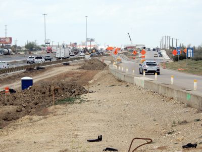 Work on I-35W near Heritage Trace Pkwy. 