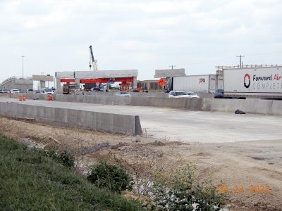 Work on I-35W between Heritage Trace Pkwy. and Golden Triangle Blvd. 