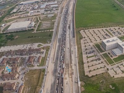 I-35W between Heritage Trace Pkwy. and Golden Triangle Blvd. looking north