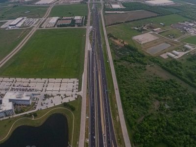 I-35W between Alliance Blvd. and Eagle Pkwy. looking north