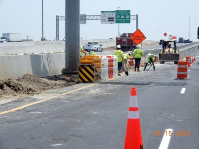 Work on I-35W between Heritage Trace Pkwy. and Golden Triangle Blvd. 