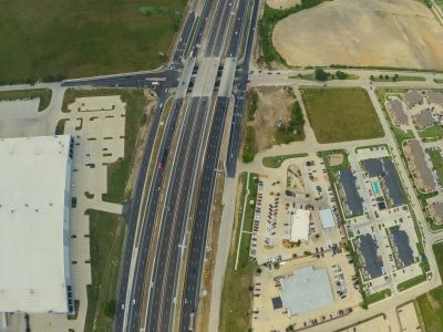 I-35W at Keller Hicks Rd. looking north