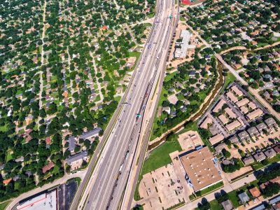I-820 between Texas Blvd. 26 and Holiday Ln. looking west