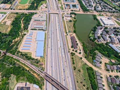 I-820 between Haltom Rd. and Denton Hwy. 377 looking east