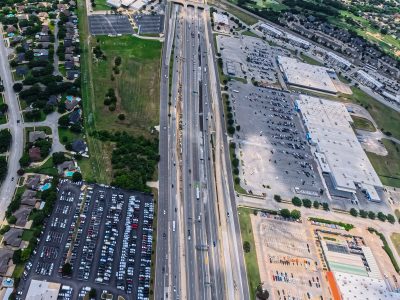 I-820 between Rufe Snow Dr. and Iron Horse Blvd. looking west
