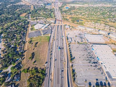 I-820 between Rufe Snow Dr. and Iron Horse Blvd. looking west