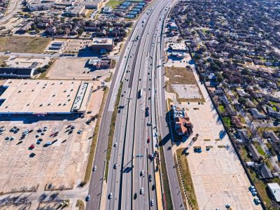 I-820 between Rufe Snow Dr. and Holiday Ln. looking east