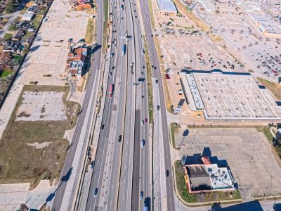 I-820 between Holiday Ln. and Rufe Snow Dr. looking west